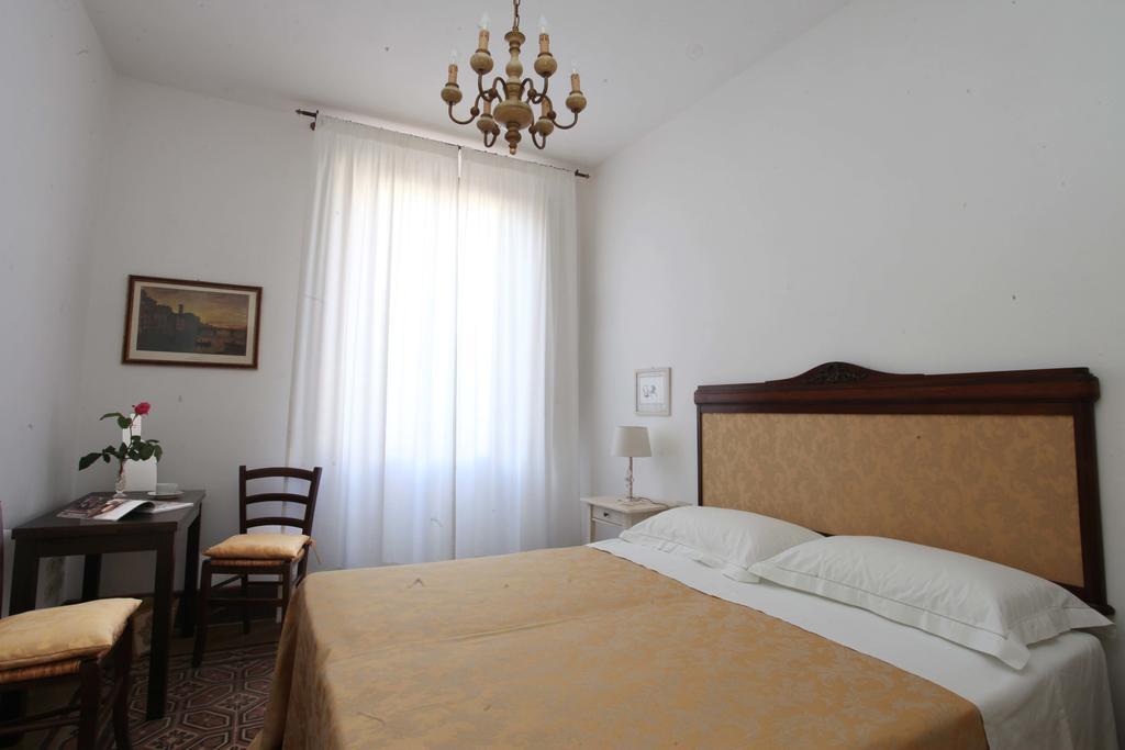 Dimora Pieri Apartamento Florença Quarto foto